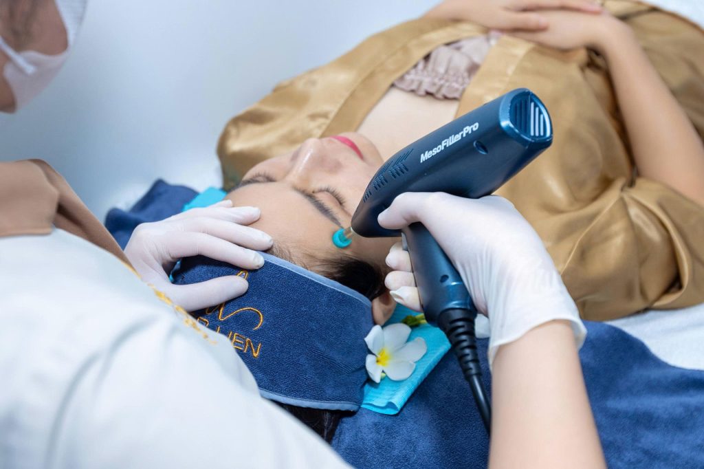 Kiến tạo tương lai, vững bước đào tạo nghề spa chuyên nghiệp nhất năm 2026 17 z7807989184734 4f73f87dcd53375a5f3205c87cdba9d3